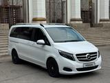 Mercedes-Benz V 220 2015 года за 22 000 000 тг. в Алматы