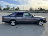 Mercedes-Benz E 260 1992 годаfor1 400 000 тг. в Тараз – фото 4