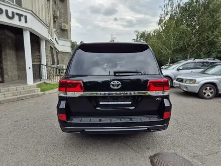 Toyota Land Cruiser 2016 года за 33 500 000 тг. в Алматы – фото 10