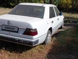 Mercedes-Benz E 230 1991 годаүшін800 000 тг. в Караганда – фото 2