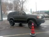 Toyota 4Runner 2000 года за 7 900 000 тг. в Алматы – фото 2