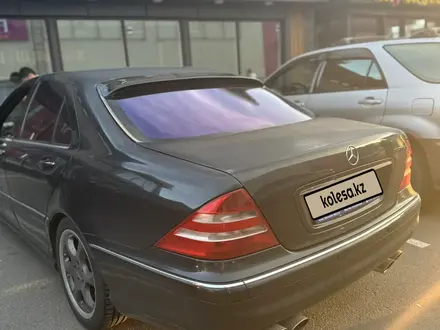 Mercedes-Benz S 500 2002 года за 3 500 000 тг. в Атырау – фото 8