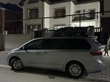 Toyota Sienna 2016 года за 9 200 000 тг. в Актау – фото 2