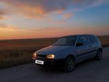 Volkswagen Golf 1992 годаfor700 000 тг. в Астана – фото 4