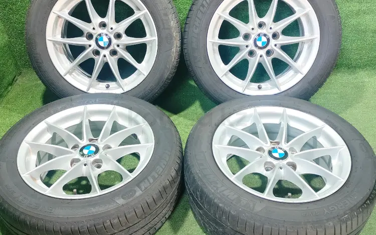 Диски оригинал на BMW с шинами Michelin 205/55R16 7J 5/120 ET31 за 250 000 тг. в Алматы