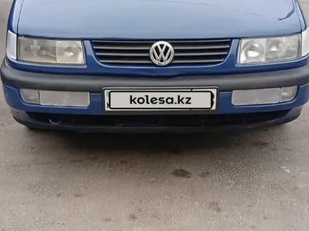 Volkswagen Passat 1995 года за 2 200 000 тг. в Тараз