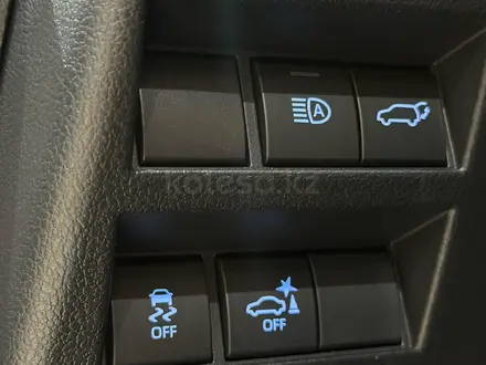 Toyota Land Cruiser Premium+ 2025 года за 72 090 000 тг. в Алматы – фото 23