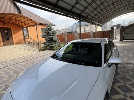 Оригинальные стекла на Toyota Lexus за 20 000 тг. в Алматы – фото 5
