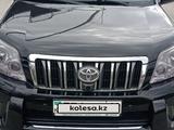 Toyota Land Cruiser Prado 2011 года за 15 500 000 тг. в Семей – фото 2