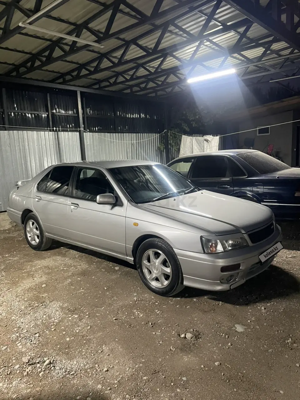 Nissan Bluebird, 1996
