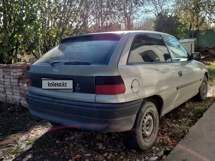 Opel Astra 1995 года за 500 000 тг. в Шымкент – фото 2