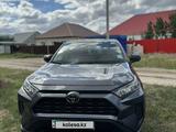 Toyota RAV4 2022 года за 14 990 000 тг. в Уральск