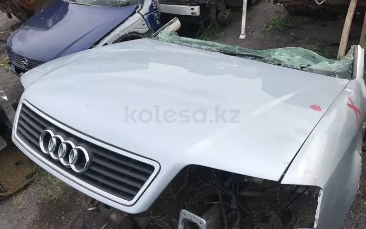 Капот за 30 000 тг. в Актобе