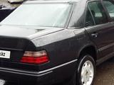 Mercedes-Benz E 200 1988 года за 1 500 000 тг. в Усть-Каменогорск – фото 5