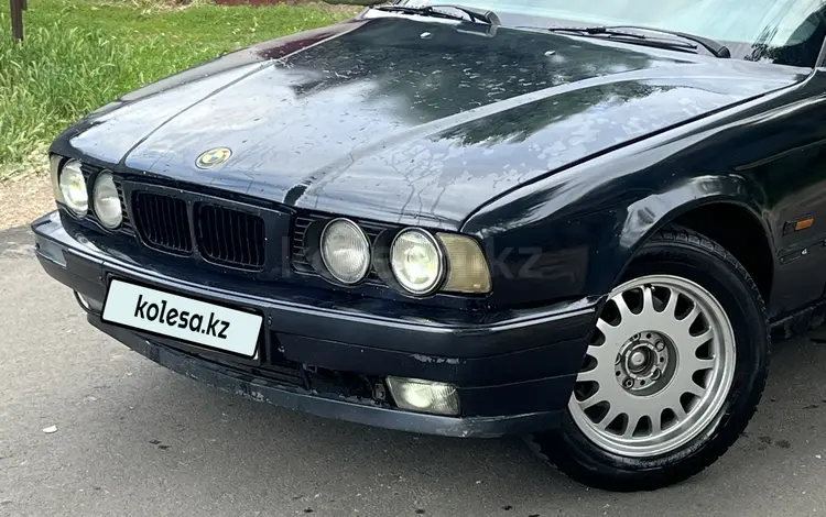 BMW 520 1995 года за 1 500 000 тг. в Алматы