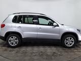 Volkswagen Tiguan 2015 года за 6 190 000 тг. в Астана – фото 4
