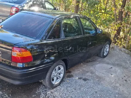 Opel Astra 1995 года за 1 350 000 тг. в Караганда – фото 3