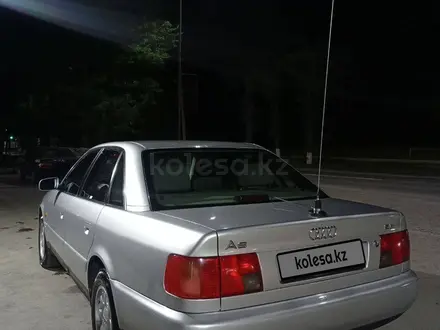 Audi A6 1995 года за 2 650 000 тг. в Жетысай – фото 4