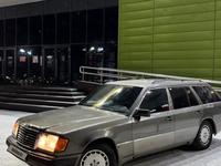 Mercedes-Benz E 300 1992 годаfor2 100 000 тг. в Караганда