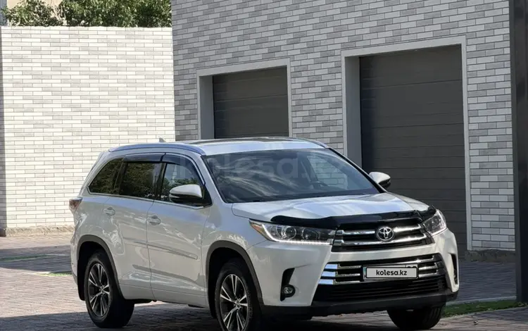 Toyota Highlander 2016 года за 17 000 000 тг. в Алматы