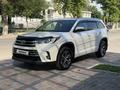 Toyota Highlander 2016 года за 17 000 000 тг. в Алматы – фото 2