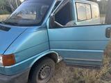 Volkswagen Caravelle 1991 годаүшін2 480 000 тг. в Астана