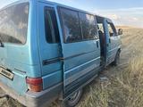 Volkswagen Caravelle 1991 годаүшін2 480 000 тг. в Астана – фото 2