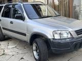 Honda CR-V 1996 годаүшін2 900 000 тг. в Алматы