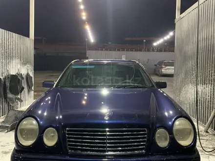 Mercedes-Benz E 230 1995 года за 2 000 000 тг. в Шымкент