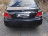 Toyota Camry 2005 года за 6 500 000 тг. в Калбатау – фото 3