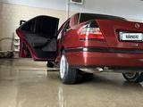 Mercedes-Benz C 200 1993 годаүшін1 350 000 тг. в Сатпаев – фото 2