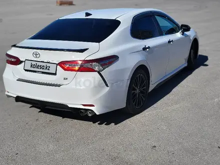 Toyota Camry 2019 года за 11 000 000 тг. в Костанай – фото 4