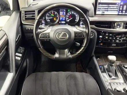 Lexus LX 570 2018 года за 40 950 000 тг. в Астана – фото 9