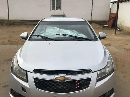 Chevrolet Cruze 2014 года за 2 300 000 тг. в Актау – фото 4