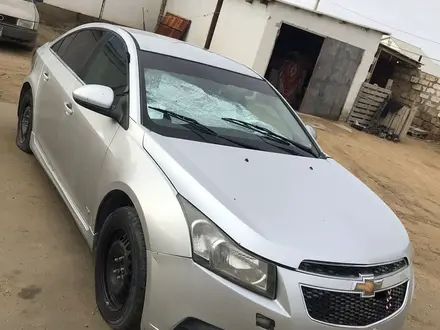 Chevrolet Cruze 2014 года за 2 300 000 тг. в Актау – фото 3