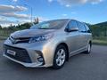 Toyota Sienna 2015 года за 8 600 000 тг. в Атырау – фото 2