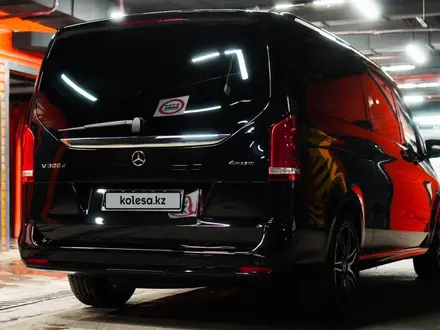 Mercedes-Benz V 300 2022 года за 75 000 000 тг. в Астана – фото 10