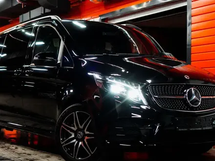 Mercedes-Benz V 300 2022 года за 75 000 000 тг. в Астана – фото 16