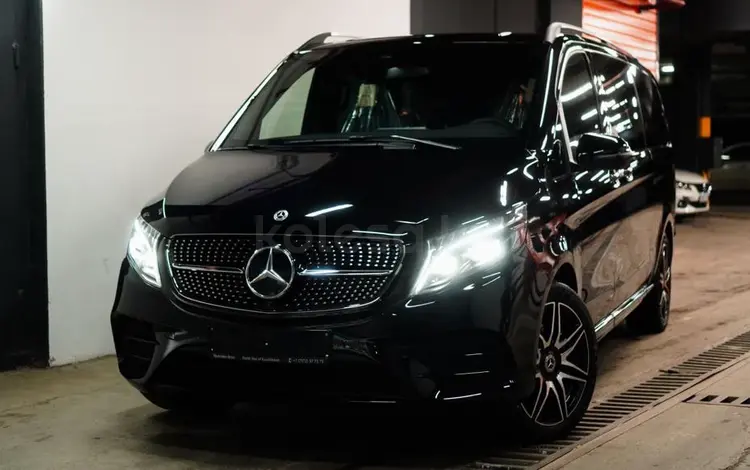 Mercedes-Benz V 300 2022 года за 75 000 000 тг. в Астана