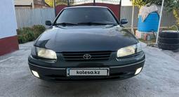 Toyota Camry 1999 года за 2 650 000 тг. в Талдыкорган – фото 2