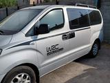 Hyundai Starex 2008 годаүшін3 800 000 тг. в Алматы – фото 2