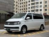 Volkswagen Caravelle 2016 года за 16 490 000 тг. в Астана – фото 2
