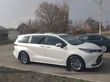 Toyota Sienna 2021 года за 28 000 000 тг. в Алматы – фото 2