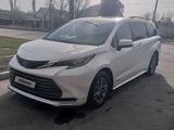 Toyota Sienna 2021 года за 28 000 000 тг. в Алматы – фото 4