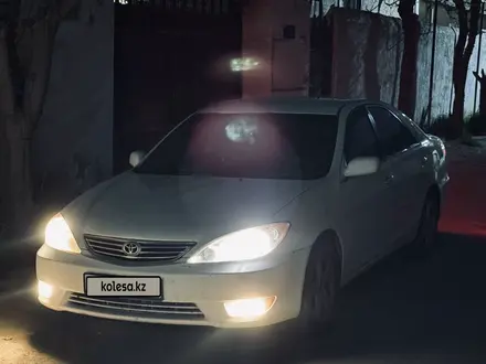 Toyota Camry 2005 года за 3 000 000 тг. в Актау – фото 5