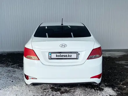 Hyundai Accent 2014 года за 3 677 950 тг. в Астана – фото 2