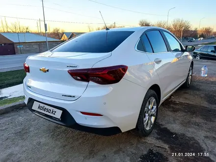 Chevrolet Onix 2023 года за 7 600 000 тг. в Шымкент – фото 3