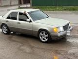 Mercedes-Benz E 260 1990 года за 1 500 000 тг. в Алматы – фото 2