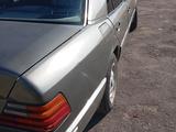 Mercedes-Benz E 230 1989 годаүшін500 000 тг. в Караганда – фото 2