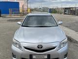 Toyota Camry 2011 года за 3 500 000 тг. в Атырау – фото 2